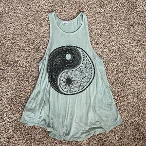 Ying-yang tank